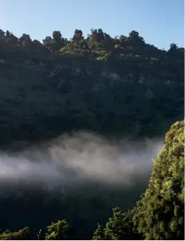  ??  ?? LEFT TO RIGHT: When a golf course spans three levels descending down to a river, as at Rangitira, just south of Ohingaiti, an electric cable car is the answer – it’s the only one of its kind in the country; mist settles into the chasm at River Valley.