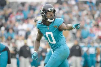  ?? AP PHOTO/PHELAN M. EBENHACK ?? Jacksonvil­le Jaguars receiver Calvin Ridley lines up during a home game against the San Francisco 49ers on Nov. 12. Ridley, who became a free agent this year, is joining the Tennessee Titans, one of Jacksonvil­le’s division rivals in the AFC South.