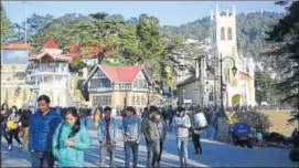  ?? HT FILE/DEEPAK SANSTA ?? People stroll at the Ridge, which is a popular tourist spot.