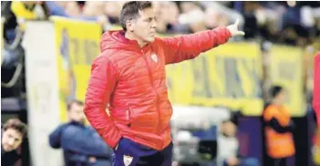  ??  ?? ► Eduardo Berizzo, como técnico del Sevilla, su último club.