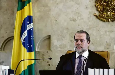  ?? Fellipe Sampaio/Divulgação STF ?? Dias Toffoli, presidente do STF, na volta do recesso do Judiciário; a cicatriz na testa é fruto da queda que ele sofreu em casa, em julho