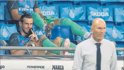  ?? FOTO: PERE PUNTÍ ?? Zidane confirmó que no se despidió de Bale el pasado jueves cuando el jugador le dijo adiós al vestuario del Real Madrid