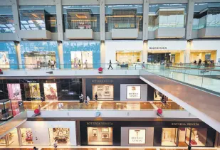  ??  ?? An interior of a shopping mall in Singapore, Jan. 20, 2020.