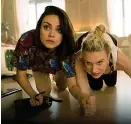  ??  ?? Brillanti
Mila Kunis e Kate Mckinnon nella «spy comedy» tutta al femminile «Il tuo ex non muore mai» diretta da Susanna Fogel, in arrivo sugli schermi italiani