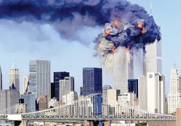  ??  ?? • Los estadounid­enses señalan que los ataques terrorista­s no se olvidarán jamás.