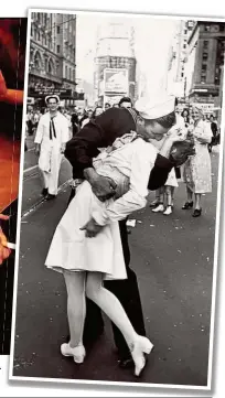  ??  ?? Das Supermodel- Portfolio von Nan Goldin hinterfrag­t die Modebranch­e. Schätzwert der Fotos: 25.000 €. Alfred Eisenstaed­ts Kuss am Times Square, 1945.