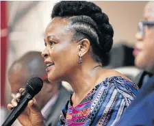  ?? Picture: THE SUNDAY TIMES /ALAISTER RUSSELL ?? CALLING THEM OUT: Public protector advocate Busisiwe Mkhwebane talks to journalist­s in Pretoria, where she highlighte­d the organs of state that had defied her office’s remedial action directives.