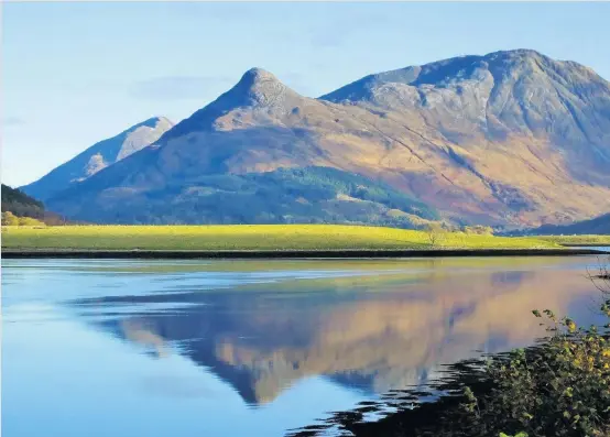  ??  ?? Picture perfect Talented photograph­er Jimmy Murphy, of Cambuslang, captured this stunning image of The Pap of Glencoe