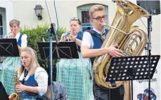  ?? FOTO: JOSEF ASSFALG ?? Daniel Maile trat als Solist an der Tuba beim Serenadenk­onzert auf.