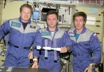  ??  ?? Þ First visitors: the crew of Expedition-1 on the ISS in 2000: (from left) William Shepherd, Yuri Gidzenko and Sergei Krikalev