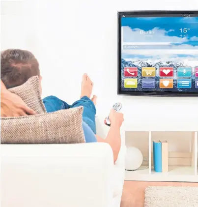  ?? Shuttersto­ck ?? Crece la cantidad de espectador­es que prefieren ver on demand ciclos de TV abierta