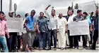  ??  ?? Villagers protesting the action of the Deputy Minister