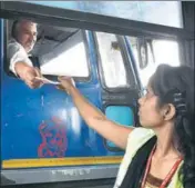  ?? SANJEEV VERMA/HT PHOTO ?? Two backtoback incidents of abuse and molestatio­n have put fear in the minds of woman staffers at the Kherki Daula toll plaza in Gurgaon.