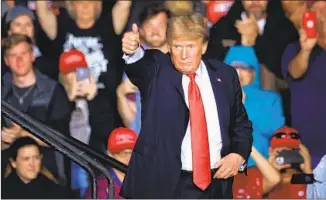 ?? Chip Somodevill­a Getty Images ?? FORMER President Trump at a “Save America” rally in Cullman, Ala., last month. Right-wingers love Larry Elder, who basically took a page out of the Trump playbook for his gubernator­ial run.