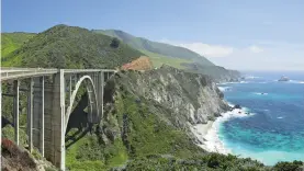  ??  ?? BIG SUR: Kystområde­t mellom Los Angeles og San Francisco er vakkert. Denne broen kjenner du kanskje ig jen fra tv-serien «Big little lies»?