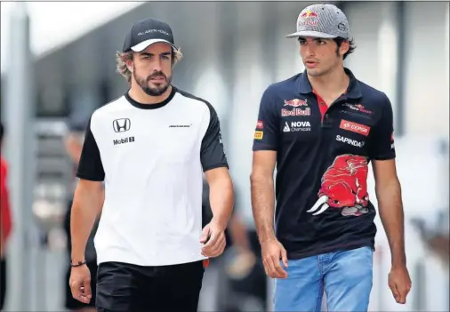  ??  ?? ESTRELLAS. Alonso y Sainz son dos de los pilotos más reconocido­s del Mundial de Fórmula 1 en estos momentos.