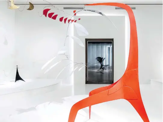  ?? PHOTOS: DAVE SIDAWAY ?? The work of Alexander Calder is featured at Radical Inventor at the Montreal Museum of Fine Arts. Calder is best known for his hanging sculptures.