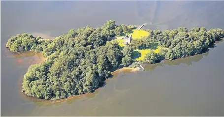  ?? Picture: Aerial Photograph­y Solutions. ?? Mary Queen of Scots was imprisoned at Loch Leven Castle for almost a year.