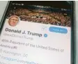  ?? Foto: Schwer ?? Twittert gern, aber nicht immer die Wahrheit: US-Präsident Trump.