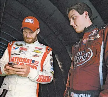  ?? PHELAN M. EBENHACK/AP ?? Alex Bowman, right, could replace the retiring Dale Earnhardt Jr. in the Cup Series with Hendrick Motorsport­s.