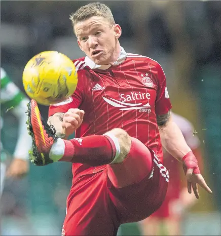  ?? Picture: SNS ?? STAYING PUT: Jonny Hayes has remained at Aberdeen despite strong interest from Cardiff City.