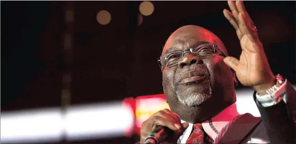  ?? Picture: AP ?? FAITH LEADER: Bishop TD Jakes speaks during McDonald’s Gospelfest 2013 in Newark, New Jersey.