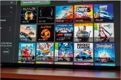  ??  ?? Schließen Sie ein Gamepass-abo ab, können Sie mehr als 100 Games ohne weitere Kosten nutzen, darunter auch Spiele von Electronic Arts. Da viele aktuelle Spiele zwischen 40 und 100 GB veranschla­gen, ist es eine günstige Lösung, Daten temporär auf externe Usb-speicher auszulager­n