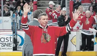  ?? NHLI VIA GETTY IMAGES FILE PHOTO ?? Former Blackhawks superstar Stan ”The Man” Mikita of the 1961 Stanley Cup championsh­ip team was honoured before a game against the New York Islanders on Jan. 9, 2011, at the United Center in Chicago.