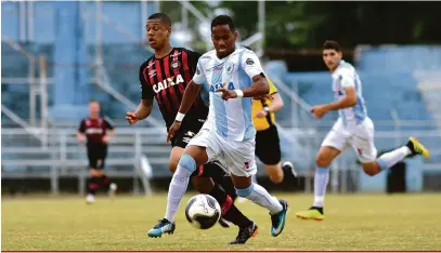  ?? Gustavo Oliveira/Londrina Esporte Clube ?? O meia Anderson Oliveira, do sub-19, é um dos atletas da base que vão para o elenco principal