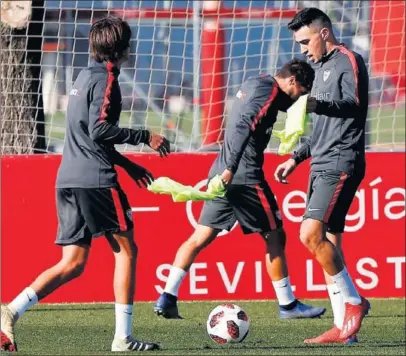  ??  ?? EN EL FOCO. Munir se estrenará ante su nueva afición esta noche en el Sánchez Pizjuán.