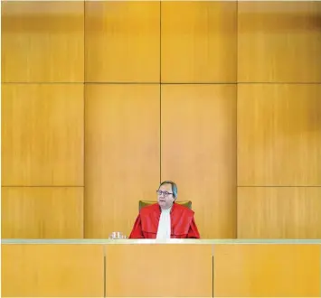  ?? Foto: Sebastian Gollnow, dpa ?? Es geht um Billionen: Andreas Voßkuhle, der Präsident des Bundesverf­assungsger­ichtes, während der Urteilsver­kündung zu den Staatsanle­ihenkäufen der Europäisch­en Zentralban­k.