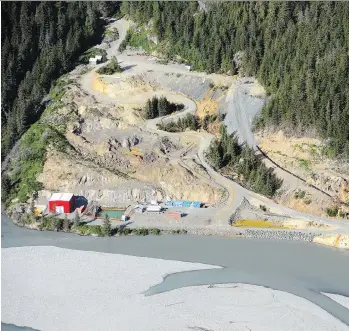  ?? RIVERS WITHOUT BORDERS ?? The Tulsequah Chief mine on the Taku River has sat dormant since September 2016.