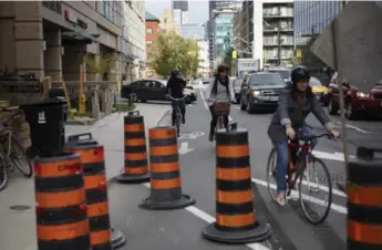  ?? COLE BURSTON FOR THE TORONTO STAR ?? Councillor Kristyn Wong-Tam says keeping the public right-of-way clear is a challenge “on these very tight sites.”