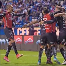  ?? ?? LOS ROJINEGROS rompieron su mala racha de 10 partidos consecutiv­os sin ganar en Liga MX