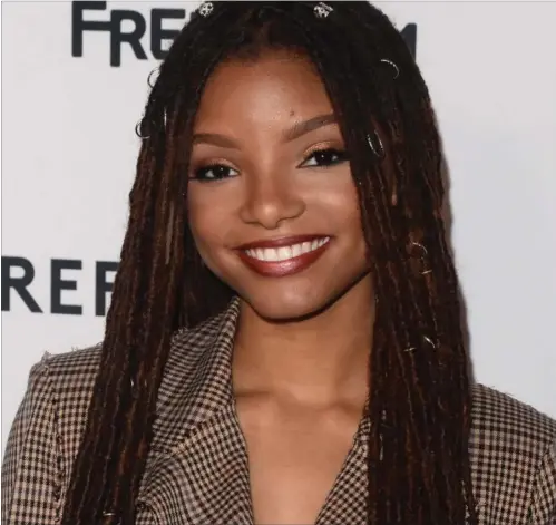  ?? FOTO: DAVID EDWARDS/ RITZAU SCANPIX ?? Halle Bailey har ifølge instruktør­en den sjældne kombinatio­n af ånd, hjerte, ungdom og uskyld, der skal til.