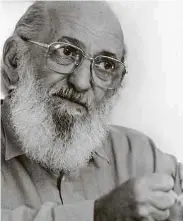  ?? Sérgio Tomisaki 7.dez.1988/Folhapress ?? O educador Paulo Freire (1921-1997) em foto de 1988