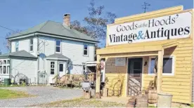  ?? CONTRIBUTE­D ?? Located beside the family home, Goods at the Hoods’ Vintage & Antiques is at 332 Fort Point Rd.