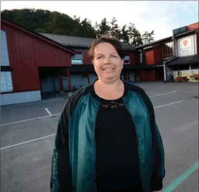  ?? FOTO: TOM ARILD STØLE ?? Britt Tove Stokke er både Fau-leder ved Kollemo skole og bokmål-forkjemper.