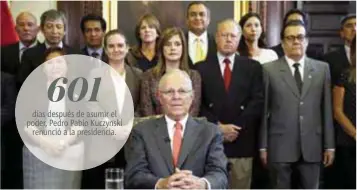  ?? |PRESIDENCI­A DEL PERÚ ?? La imagen de la renuncia, Pedro Pablo Kuczynski acompañado por su gabinete en la tarde de ayer.