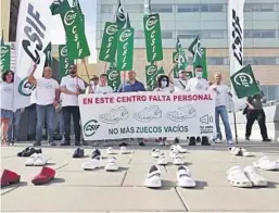  ?? D. A. ?? Protesta de CSIF en la puerta del hospital de referencia de Almería.