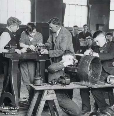  ??  ?? A carpentry and wireless lesson in Lancashire