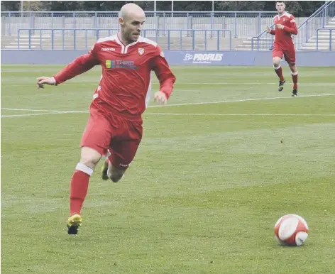  ??  ?? Paul Robson is struggling with an injury ahead of this weekend’s game against Mossley