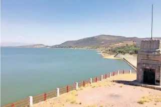  ?? VÍCTOR CRUZ FOTOS ?? El agua de la presa Solís servirá para el riego de más 124 mil hectáreas.