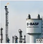  ?? Foto: Uwe Anspach/dpa ?? Die Aussichten bei BASF sind trübe.