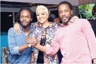  ?? SHORN HECTOR/PHOTOGRAPH­ER ?? Kimberley Small/Gleaner Writer Debbie Bissoon chilling with entertaine­rs Jessie Royal (left) and Wayne Marshall.