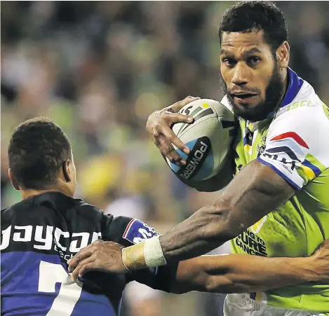  ?? Photo: Zimbio ?? Sisa Waqa (right) plays for Canberra Raiders before switching to rugby union.