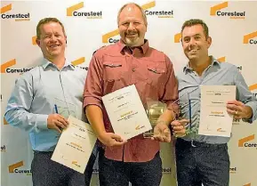  ?? SUPPLIED ?? Grant Donaldson, left, Trevor Harris and Karl Lipscombe, received three awards for regional growth and sales.