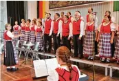  ?? Fotos (2): Stefan Kümmritz ?? Der Chor „Entre Rios“aus Brasilien ist von weit her angereist und trat nun in Ulm auf. NEU ULM