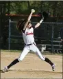  ?? STEVE HARE — FOR THE NEWSHERALD ?? Kayla Noerr of Chardon fires to home plate during the Hilltopper­s 7-0 sectional final win over Twinsburg on May 12.