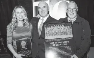  ?? JASON MALLOY/THE GUARDIAN ?? Three members of the Roche family were recently inducted into the UPEI Sports Hall of Fame. From left are Tessa (Roche) Casey, Albert Roche and Gordie Roche.